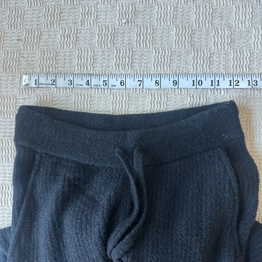 Alo Yoga Snuggle Up Sweater High-Waist Wide Leg Pant - Black - XXS - Picture 11 of 15